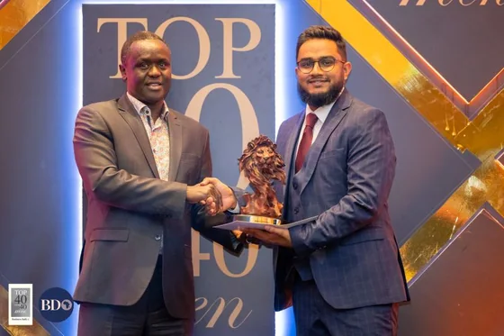 Mohsin Adamjee receiving the Business Daily Top 40 Under 40 Men award